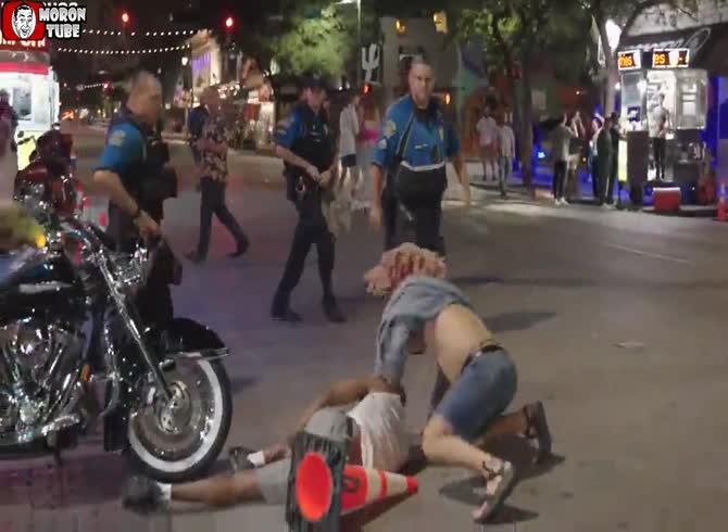 Video :They force a man to engage in combat outside of a pub
